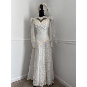 Vtg 90s Petite Lace Wedding Dress & Veil Set size XS/S Pearl Basque Waist AS IS